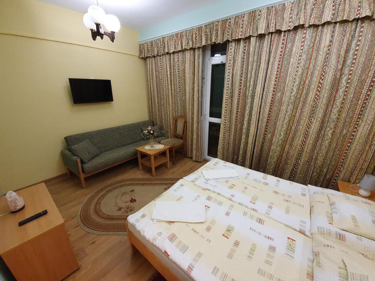 Panorama Vendeghaz Hotel Miskolc Eksteriør billede